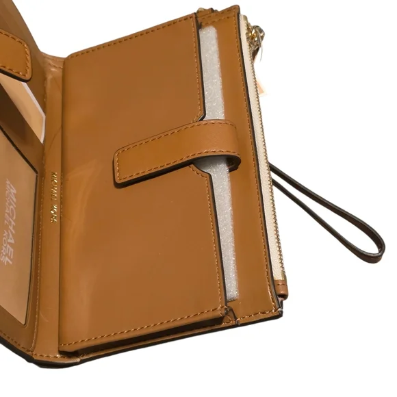 Michael Kors Jet Set Travel Large Double Zip Wristlet NWT Cream & Tan - Picture 6 of 9